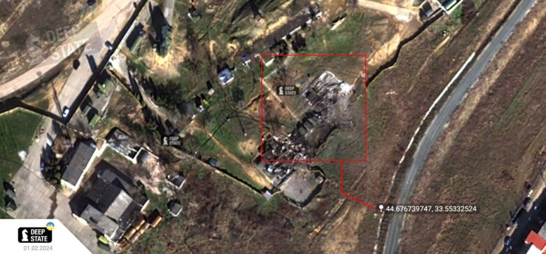 Появился первый спутниковый снимок аэродрома Бельбек в Крыму после недавней ракетной атаки.