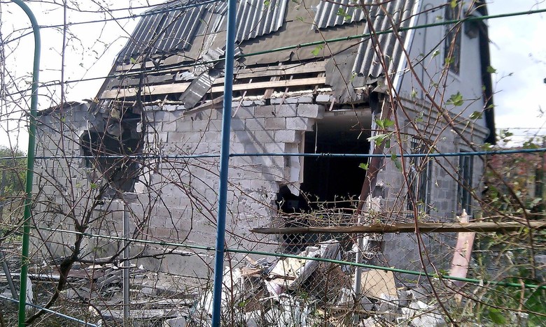 Члены незаконных вооруженных формирований из запрещенной артиллерии обстреляли жилые районы населенного пункта Водяное.