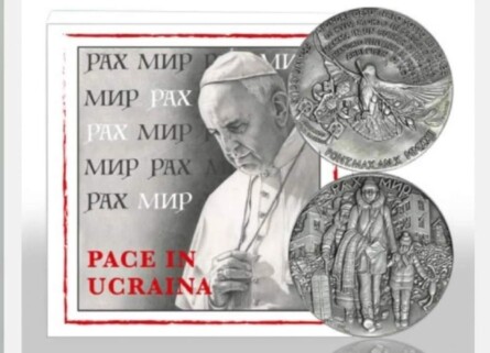 Ватикан випустив спеціальну срібну монету, яку присвятив Україні. Весь прибуток від продажу буде направлено на допомогу нашій країні.