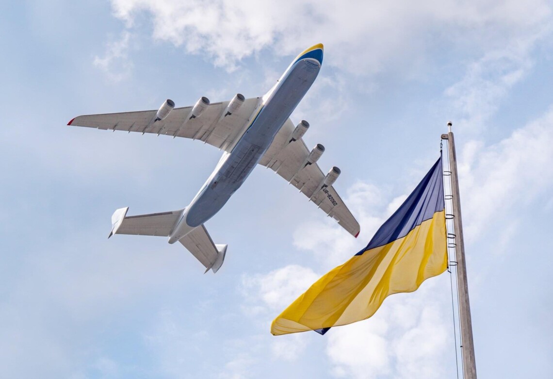 Украинский борт Ан-225 Мечта будет добавлен в Microsoft Flight Simulator с релизом отдельного дополнения. Вырученные из продажи дополнения средства пожертвуют на строительство нового самолета.