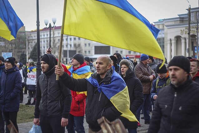 85% украинцев не соглашаются на отступление России на границы по состоянию на 24 февраля и требуют освобождения всех захваченных территорий Украины.