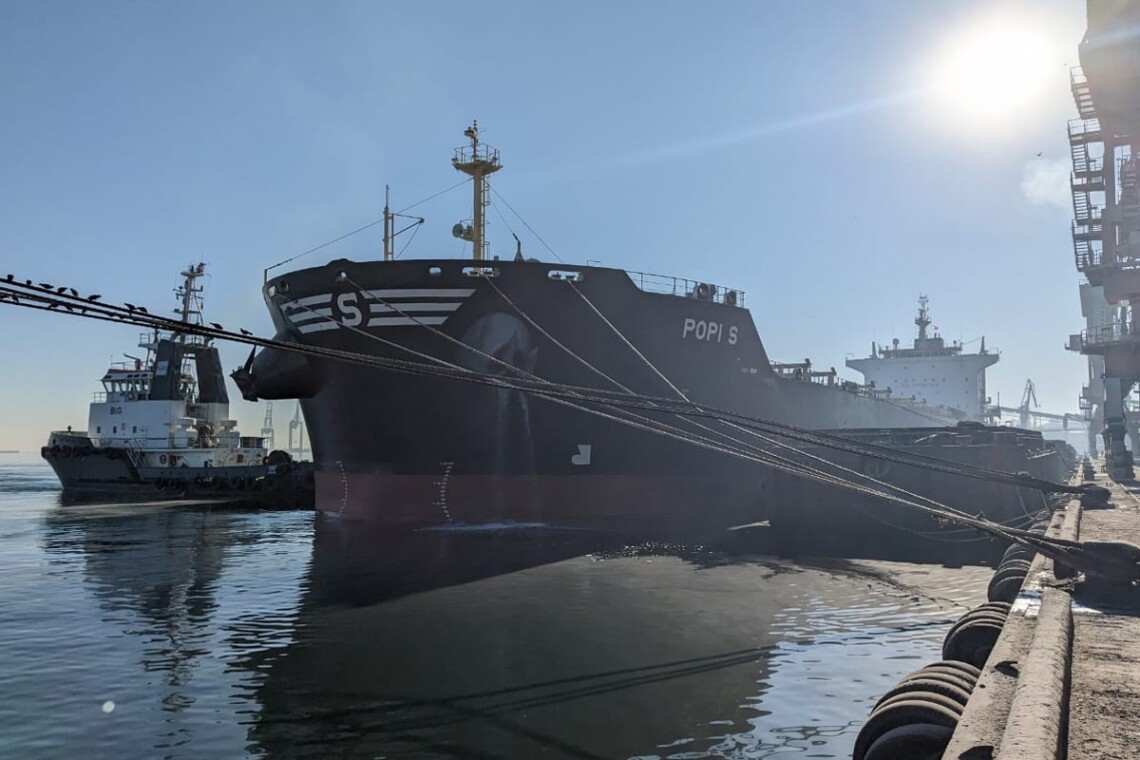 В портах Одессы снизилось количество новых кораблей под загрузку в рамках зерновой сделки потому, что россия саботирует проведение инспекций.