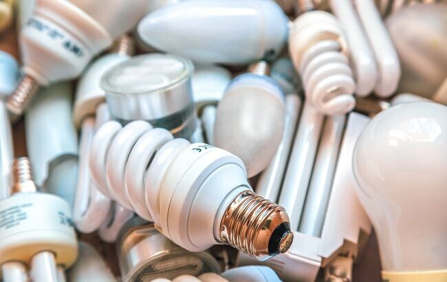 За две недели украинцы получили пять миллионов LED-ламп в обмен не старые лампы накаливания.