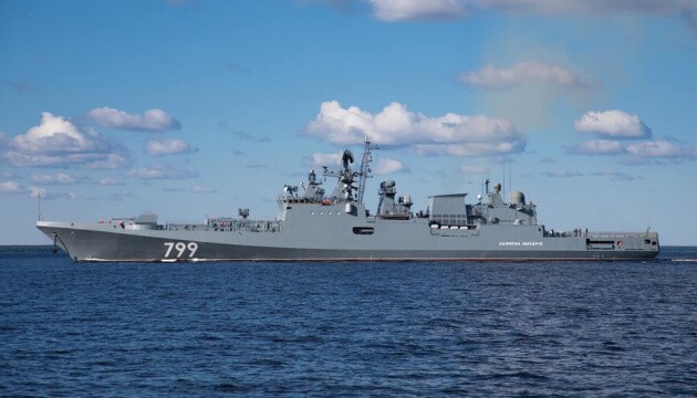 В субботу, 25 февраля, российские захватчики увеличили группировку кораблей в Черном море до девяти.