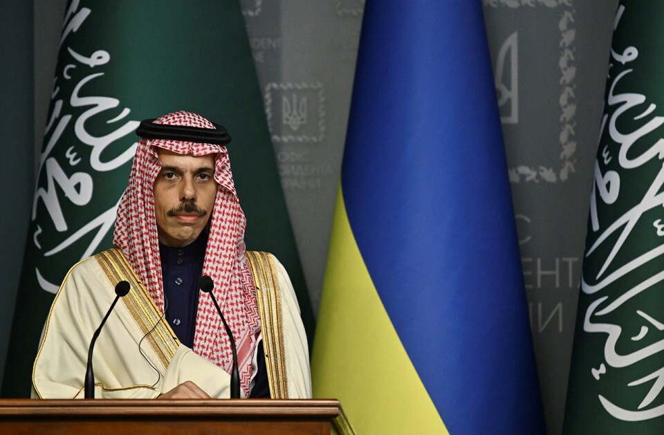 Это первый в истории официальный визит главы МИД Саудовской Аравии в Украину с момента установления дипломатических отношений между двумя странами.