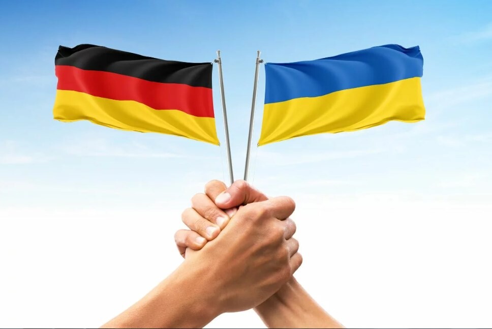 Большинство немцев поддерживают дальнейшую военную поддержку Украины и считают, что Украина не должна уступать территории. Об этом свидетельствуют данные опроса.