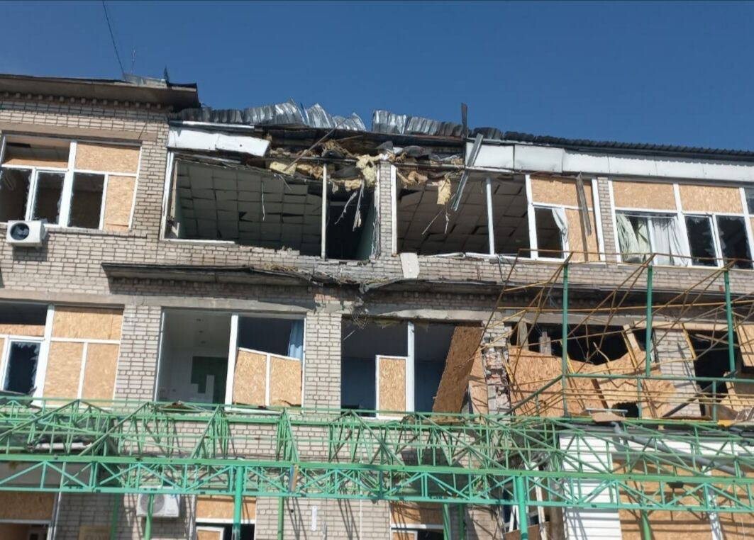 Отмечается, что в Красногригорьевской общине погибли два человека. Это 57-летняя женщина и 68-летний мужчина.