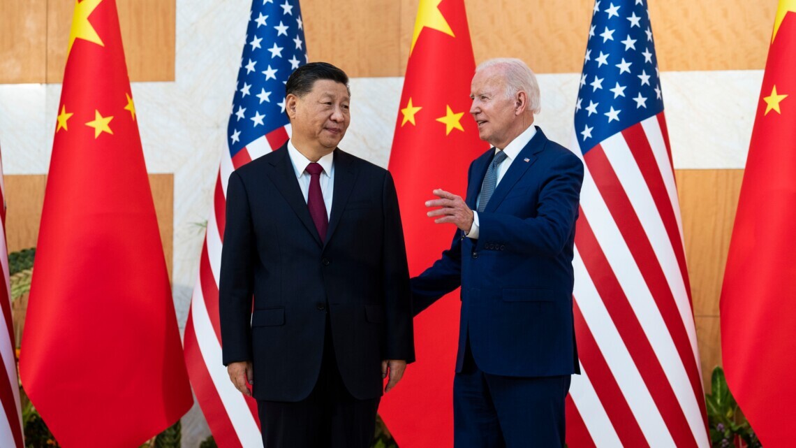 Президент США поговорит с главой Китая по телефону. О дате разговора Байден пока не сообщил.