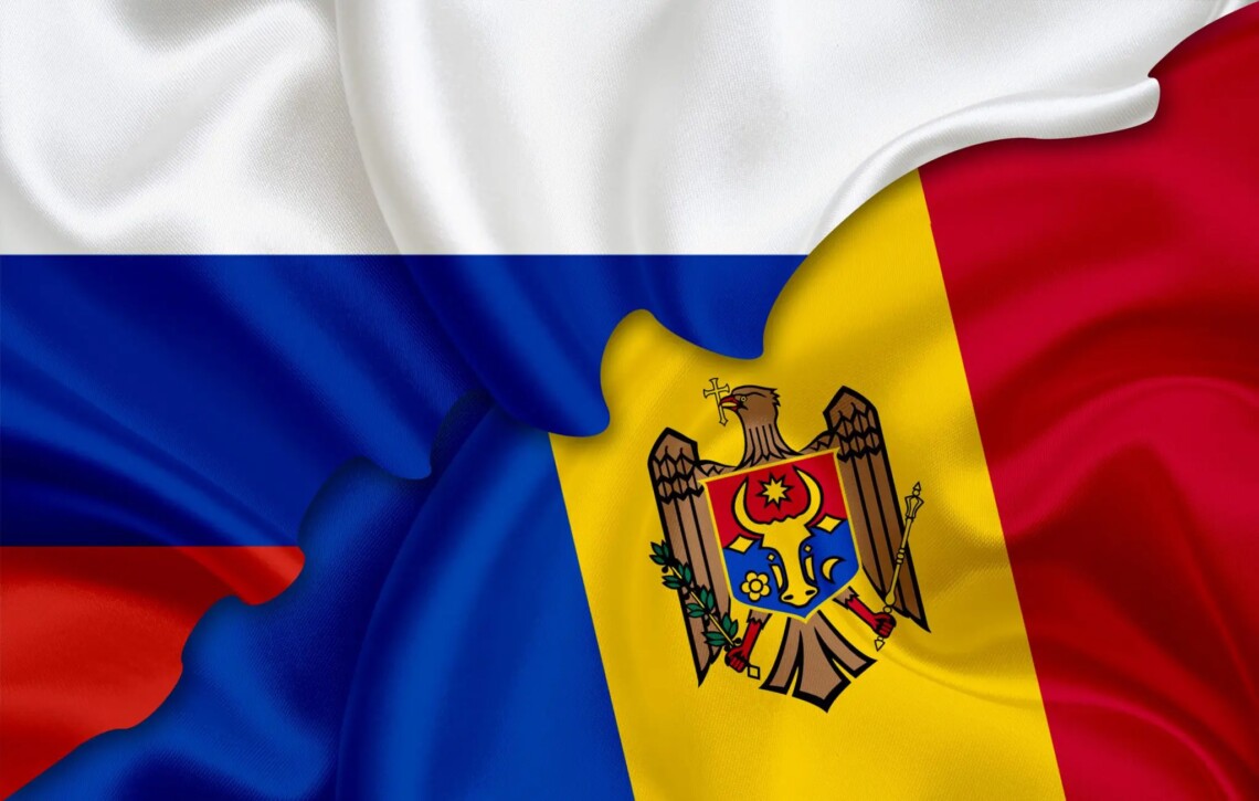 Кремль в 2021 году разработал стратегию по превращению Молдовы в сателлит россии. Стратегия предусматривала навязывание русского языка стране, предотвращение её сближения с Румынией, НАТО и ЕС.