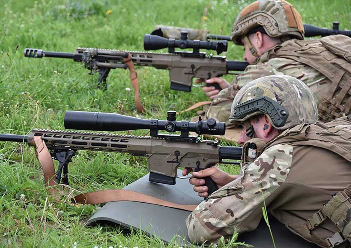 Эстония направит Украине снайперские винтовки, оптические прицелы, бинокли, боеприпасы, патрульные катера и тепловизоры.