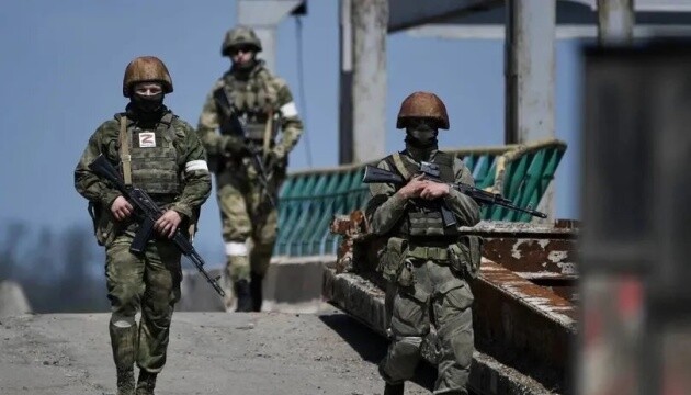 На временно оккупированных территориях Луганской области российские захватчики устраивают провокации при розыске партизан.