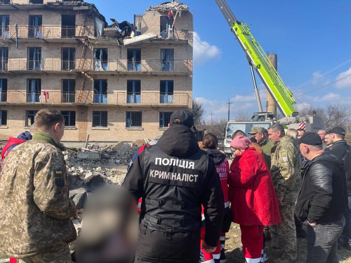 В Ржищеве Киевской области уже четверо погибших в результате удара иранскими дронами по общежитиям.