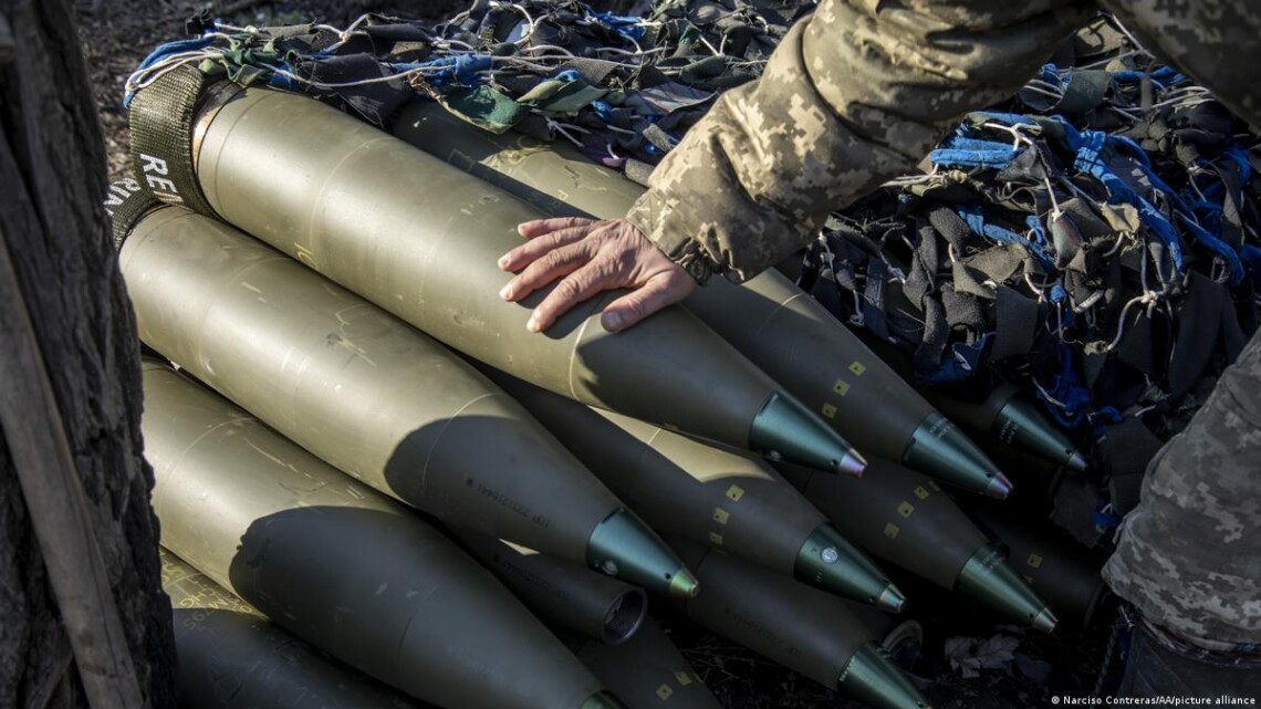 Болгария через посредников может продать Украине огромное количество боеприпасов на сумму почти 175 млн евро.