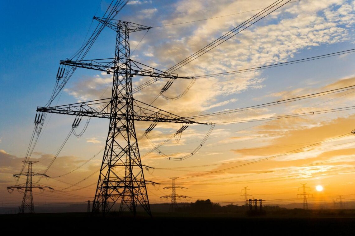 Энергосистема Украины работает с достаточним резервом мощности, что позволяет начать поставки электроэнергии в Польшу.