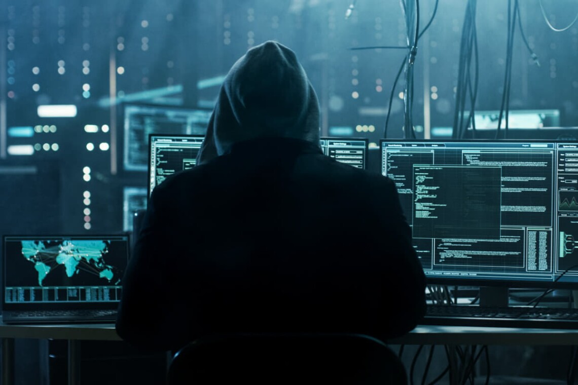 Мужчины входят в состав подконтрольной российской спецслужбе хакерской группировки «Armageddon».