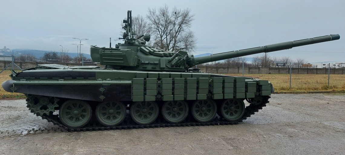 Важно, что в комплект поставки входят также боеприпасы диаметром 125 мм для Т-72. Главным партнёром сбора является Посольство Украины в Словацкой Республике.