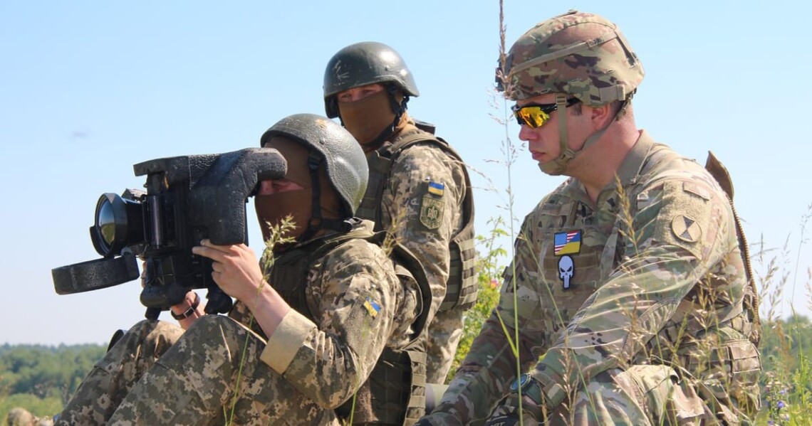 США будут тренировать украинских военных, пока в этом есть нужда, кроме того, с украинским командованием обсуждается вопрос отправки дополнительных сил для обучения.