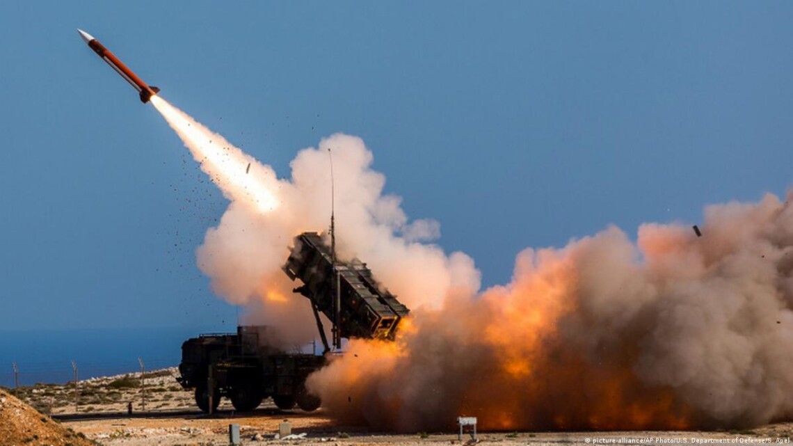 Согласно словам Писториуса, Германия уже в скором времени предоставит Украине ещё 64 управляемые ракеты для систем Patriot.