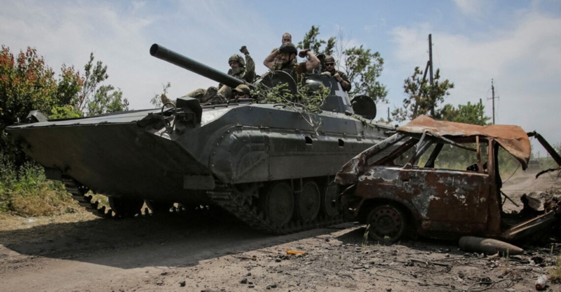 Украинские военные в боях во время нынешнего контрнаступления потеряли менее 10 процентов техники, которую передали страны-союзники.