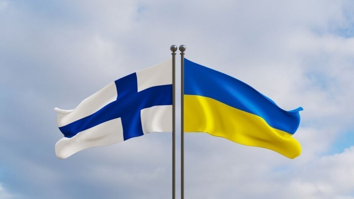 Финляндия отправит в Украину зенитное оружие и боеприпасы на сумму 105 миллионов евро. Министр обороны заявил, что поддержка Украины является неотъемлемой частью безопасности Финляндии.
