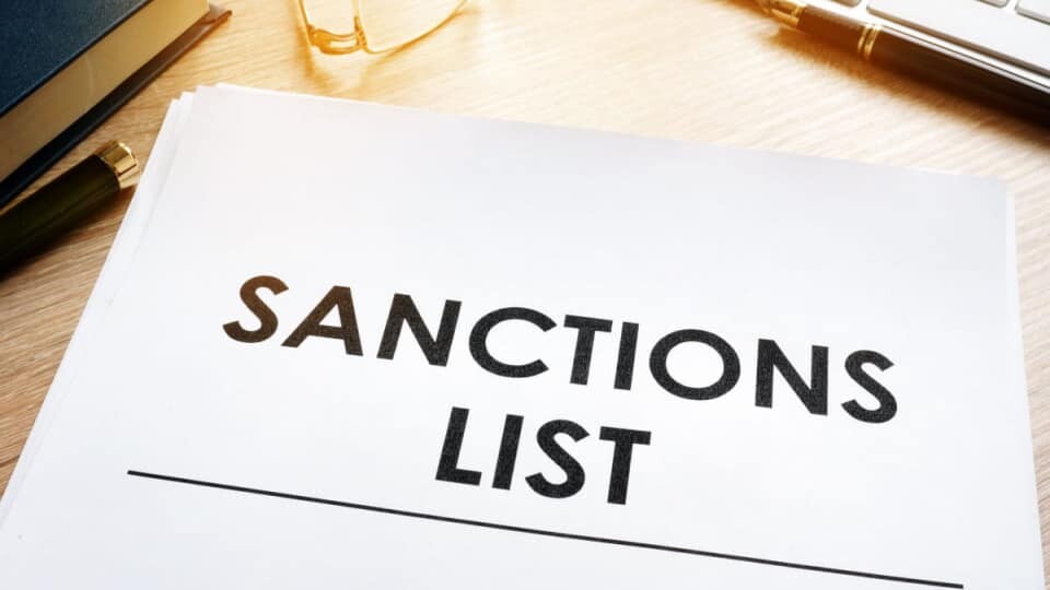 В Украине появится государственный реестр санкций, в котором будет указан перечень лиц, в отношении которых применены ограничительные меры и основания для этого.