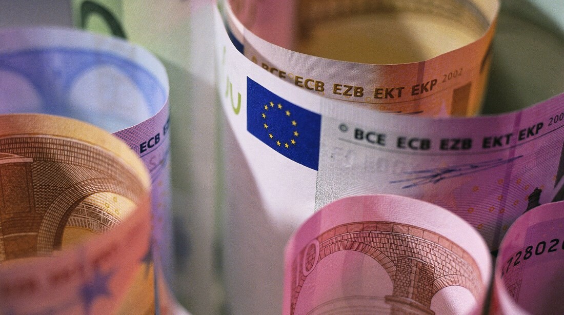 Банк Евросоюза создал новый фонд в размере 400 млн евро, который будет направлен на восстановление Украины, причём до вступления в силу долгосрочного плана восстановления.