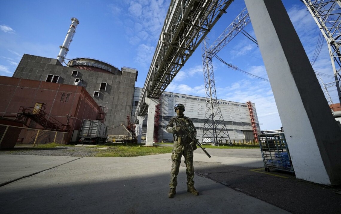 Эксперты МАГАТЭ получили доступ к крышам двух энергоблоков Запорожской АЭС. Это произошло спустя месяц после соответствующего обращения Агентства к оккупантам.