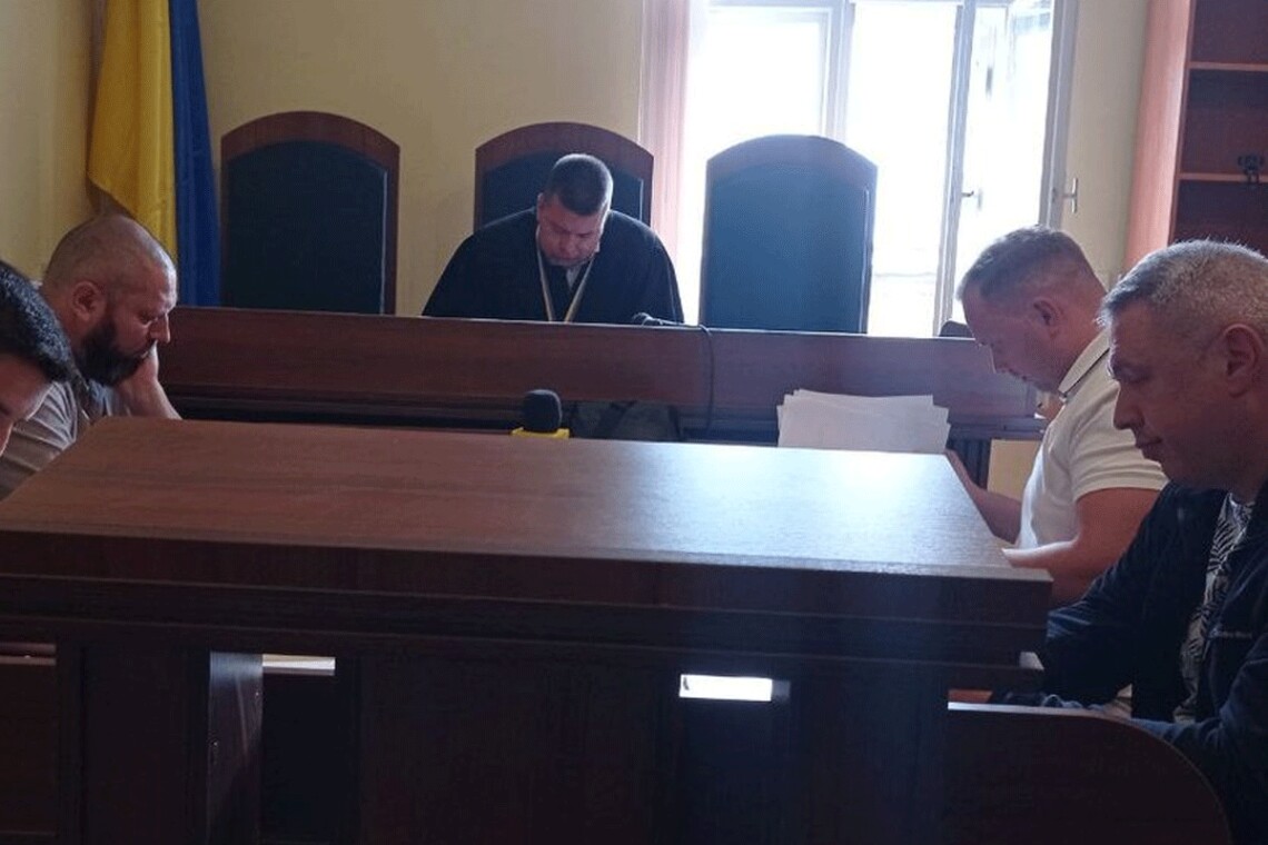 Суд избрал меру пресечения военкому из Закарпатья в виде содержания под стражей с правом внесения залога в 805 тысяч гривен.