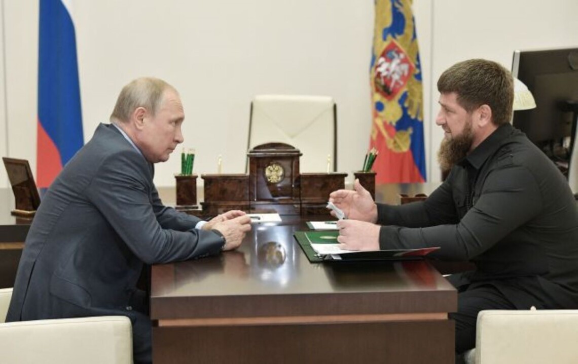 Глава Чеченской Республики Рамзан Кадыров предложил временно отменить выборы президента россии.