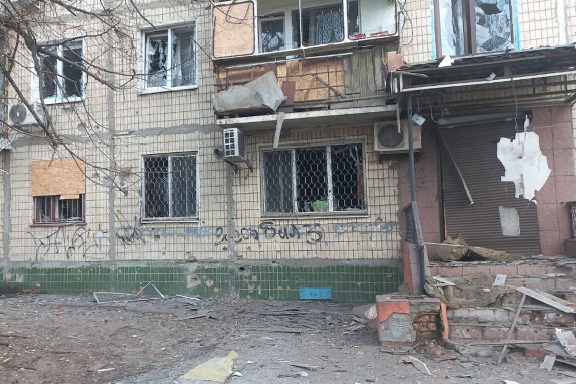 В результате атаки ударными дронами на Никополь Днепропетровской области пострадали 6 человек.