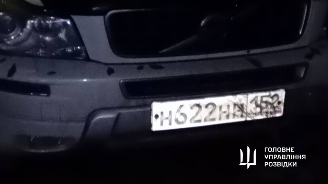 В российском Нижнем Новгороде сожгли автомобиль генерального директора стратегического предприятия врага. По данным ГУР, акция была проведена представителями движения сопротивления.