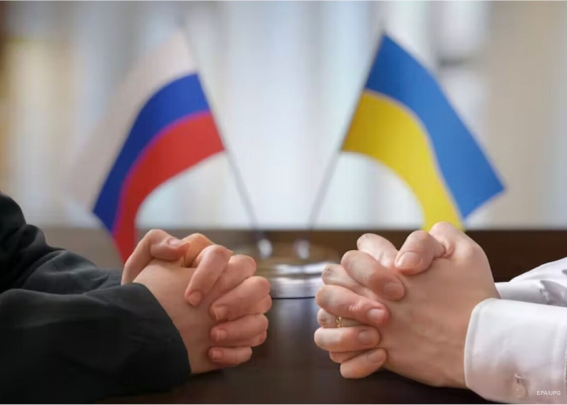 О возможных переговорах с россией не публично стали говорить чиновники из США и ЕС. Предполагается, что в этих обсуждениях речь шла о территориальных уступках Украины.