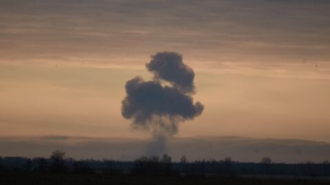 В 17:17 в Днепропетровской области была объявлена воздушная тревога из-за ракетной опасности и уже в 17:19 в городе услышали звуки взрывов.