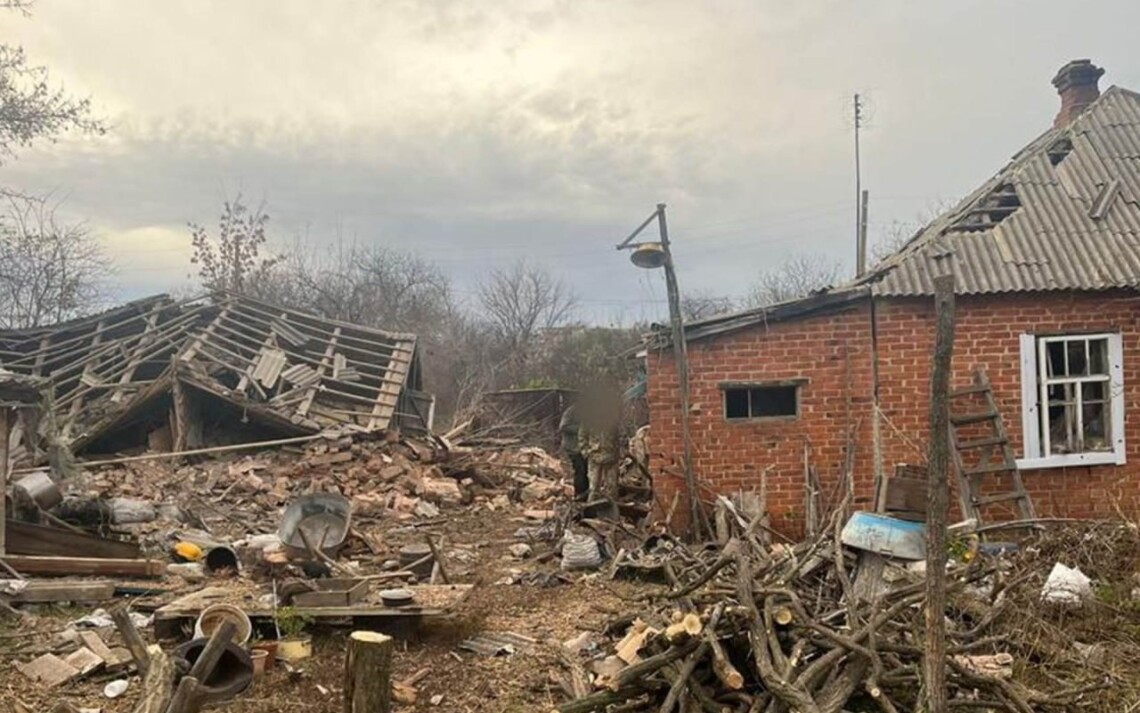 Оккупационные войска рф в среду, 8 ноября, нанесли удар по двум районам Донецкой области – Краматорскому и Бахмутском. В результате атак погибли две местные жительницы.