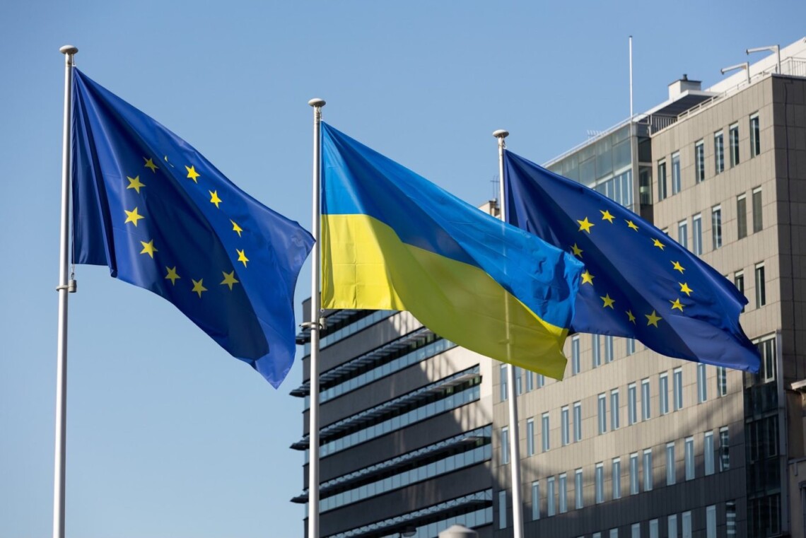 Страны Евросоюза рассматривают альтернативный план предоставления Украине финансовой помощи на случай, если Венгрия заблокирует выделение 50 млрд евро. Об этом сообщает Bloomberg.