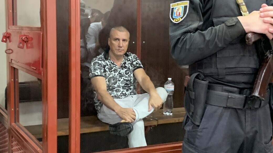 Евгению Борисову продлили меру пресечения в виде содержания под стражей до середины декабря.