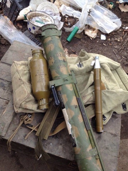 Поблизу селища Зайцеве українські військовослужбовці захопили склад російської зброї, яка належала бойовикам.
