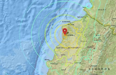 Станом на сьогоднішній ранок у результаті потужного землетрусу в Еквадорі загинуло близько 80 людей.