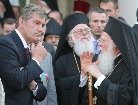 Какая судьба ждет украинское православие и решиться ли Вселенский Патриархат подарить Украинской православной Церкви независимость от РПЦ