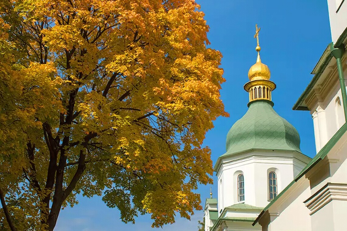 В Киеве за осень в этом году было зафиксировано пять температурных рекордов и один рекорд по осадкам.