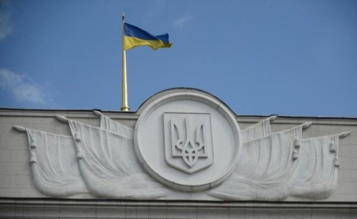 Верховная рада обратилась к Европейскому союзу по поводу будущего вступления Украины. Депутаты призвали дать зелёный свет по поводу переговоров на саммите 15 декабря.