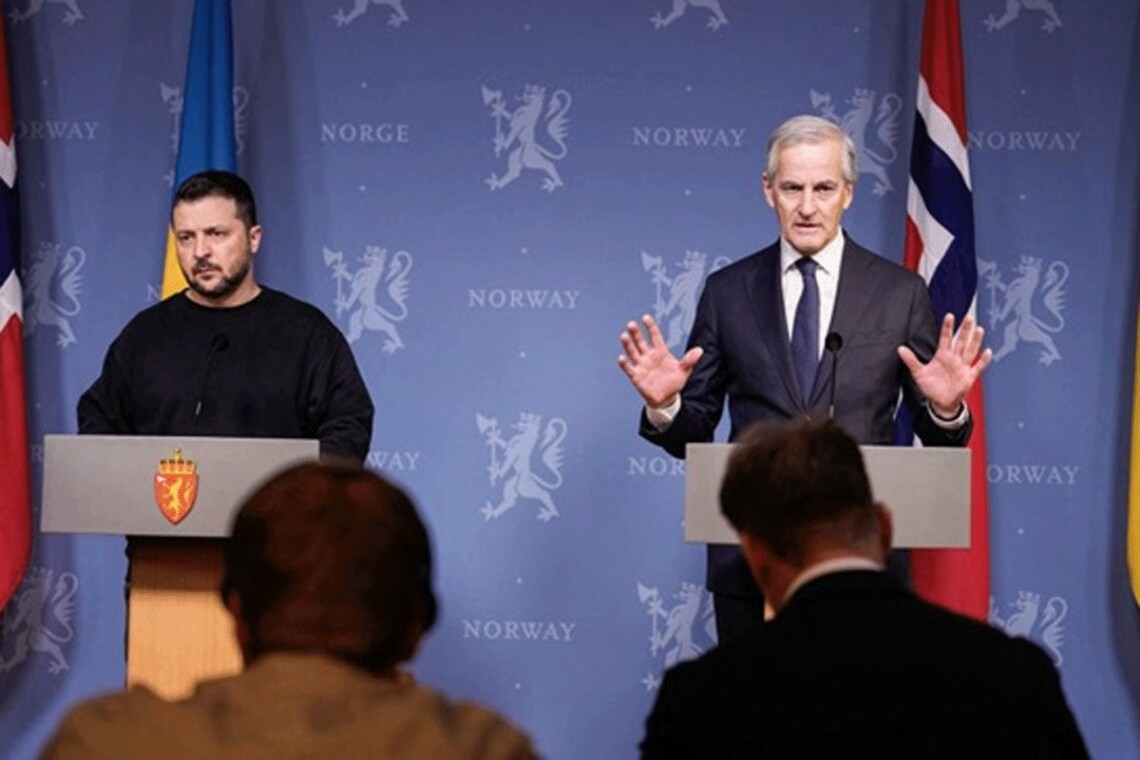 Премьер Норвегии Йонас Гар Стере во время конференции с президентом Владимиром Зеленским объявила о дополнительной помощи Украине.