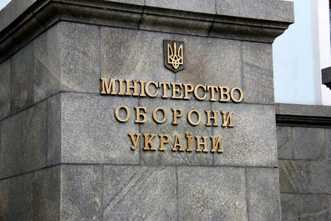В Минобороны уточнили заявление министра Рустема Умерова на страницах изданий WELT и Bild о якобы призыве украинских мужчин за границей.