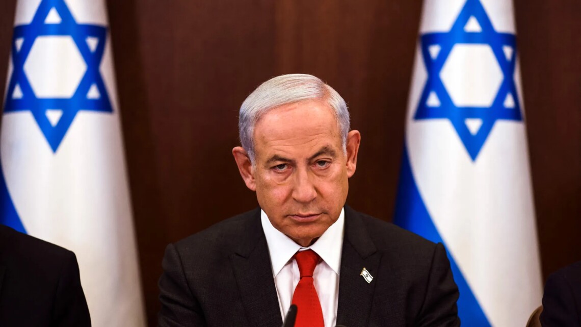 В ближайшее время ЦАХАЛ расширит зону военных действий на территории Сектора Газа. Об этом заявил премьер страны Биньямин Нетаньяху.