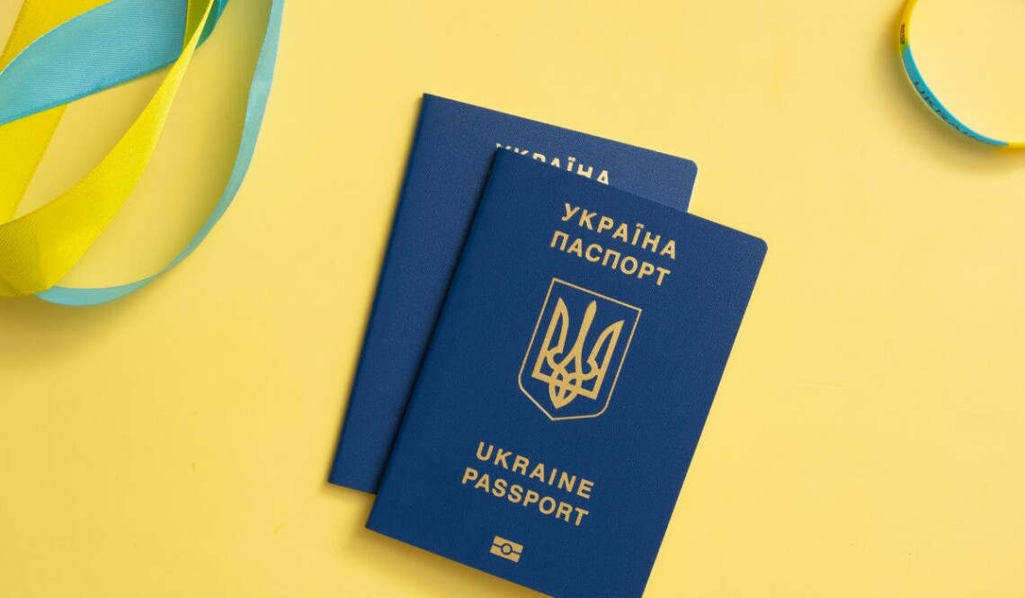 Украина заняла 32 место в рейтинге силы паспорта. У граждан есть возможность путешествовать без виз в 148 стран мира.