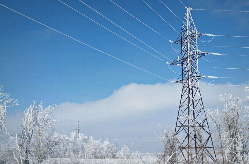 Потребление электроэнергии утром 15 января остается на высоком уровне. Причина – морозная погода прошедшие дни.