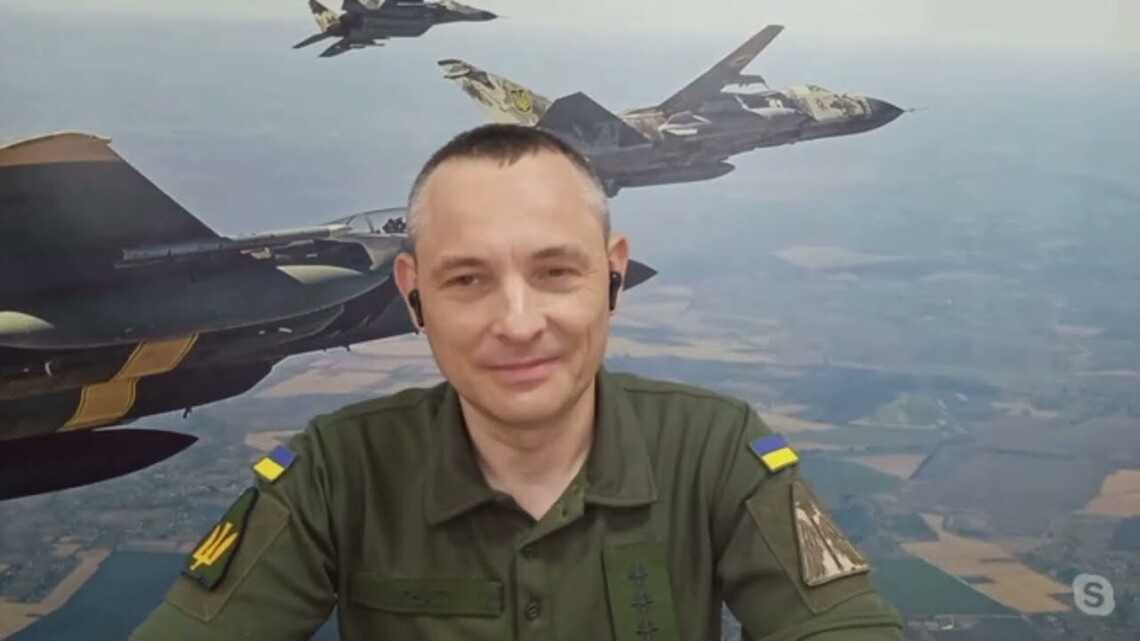 Российский самолёт Ил-22, который был поражен украинскими военными над Азовским морем, не подлежит восстановлению. Об этом сообщили в Воздушных силах.