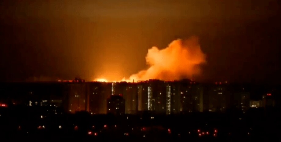 Оккупанты нанесли удары по Харькову предварительно двумя ракетами С-300. Есть повреждение гражданской жилищной инфраструктуры.