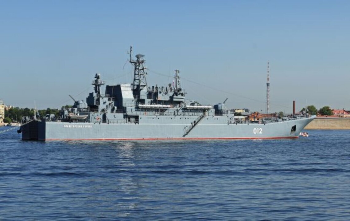 БДК стоит в Севастопольской бухте. Однако, после полученных повреждений, корабль находится в ремонте.