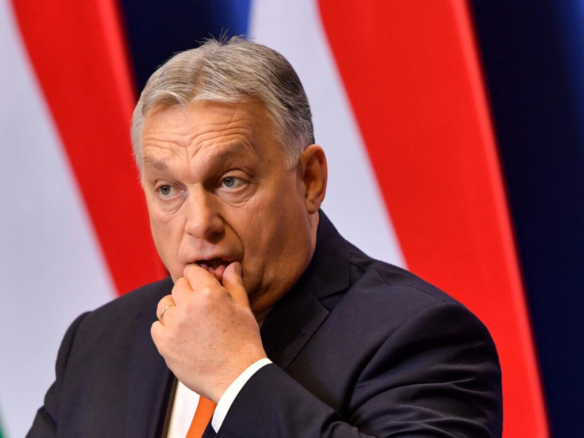 Евросоюз намерен подорвать экономику Венгрии, если Будапешт откажется согласовать выделение нового пакета помощи Украине.